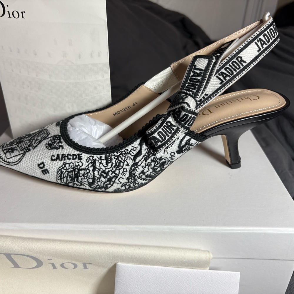 Dior Women's Monochrome Patterned Heels - Picture 2 of 10